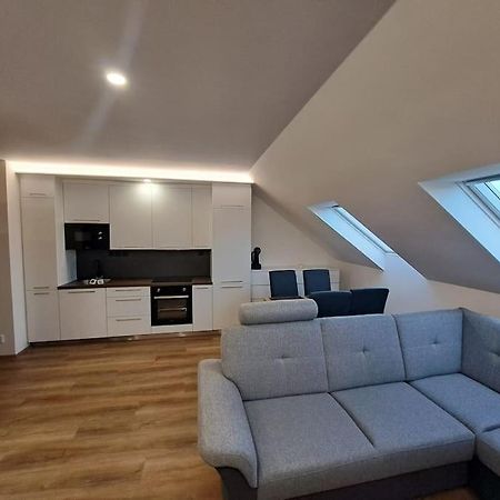 Apartman Moulis Абертами Экстерьер фото